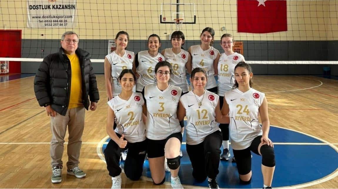 VOLEYBOLDA BİR BAŞARI DAHA